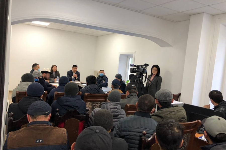 Пробация в Кыргызстане - 17 ноября 2021 года в малом конференц-зале Жалал-Абадского органа пробации прошло мероприятие «Предупреждение преступности и консультирование клиентов пробации» с целью ресоциализации клиентов пробации.