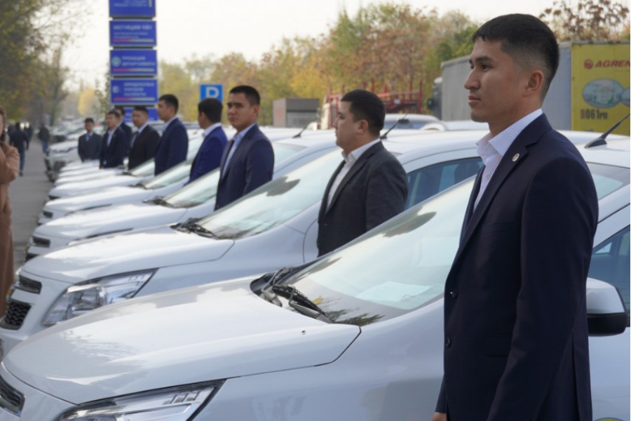 Пробация в Кыргызстане - Новые служебные автомобили переданы Департаменту пробации.