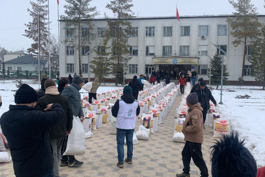 Пробация в Кыргызстане -  Сотрудники органа пробации по Панфиловскому району оказали гуманитарную помощь 7 клиентам пробации,